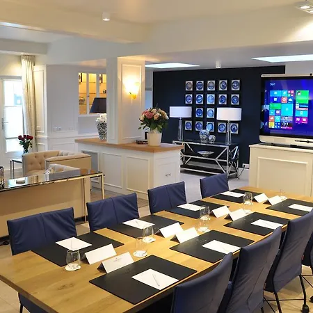 Penthouse Central