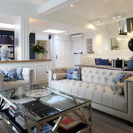 Apartment Penthouse Central